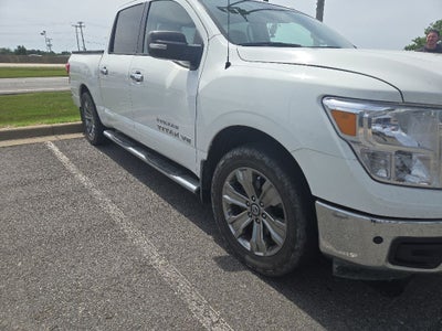 2018 Nissan Titan SV