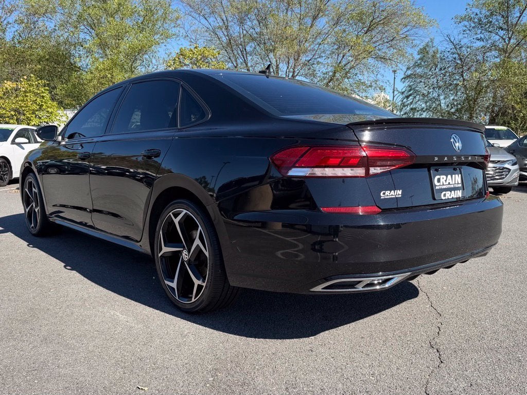 2021 Volkswagen Passat 2.0T R-Line R-Line w/ Sunroof