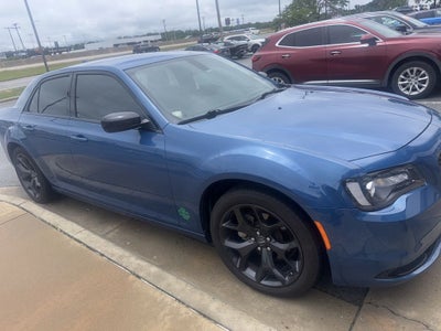 2022 Chrysler 300 Touring