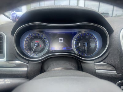 2022 Chrysler 300 Touring