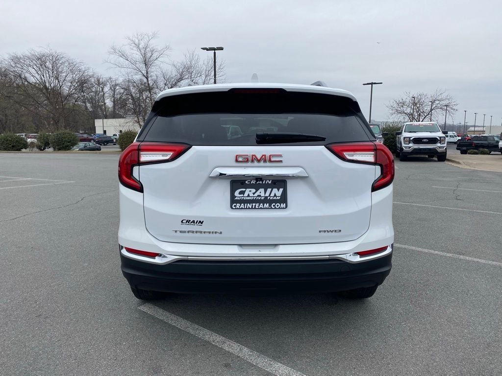 2024 GMC Terrain SLT