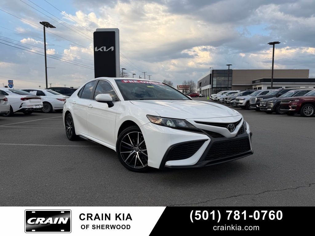 2021 Toyota Camry SE