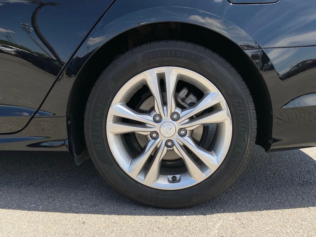 2019 Hyundai SONATA Limited