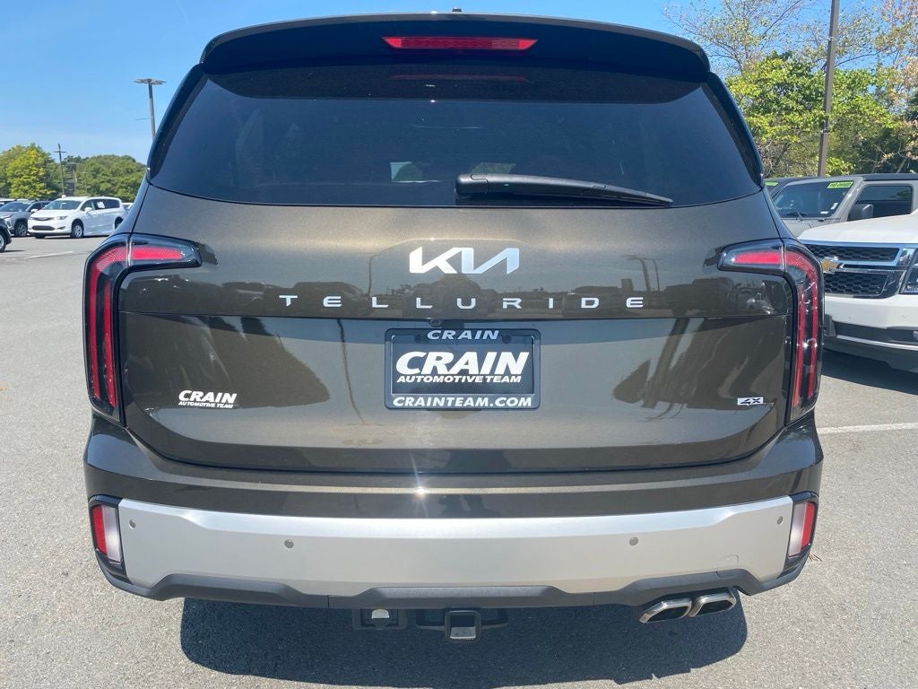 2024 Kia Telluride EX Captains Chairs-Tow Package