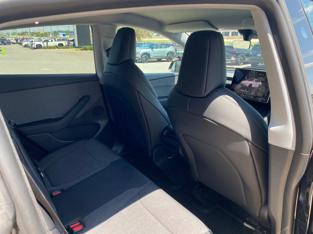 2026 Tesla Model Y Base