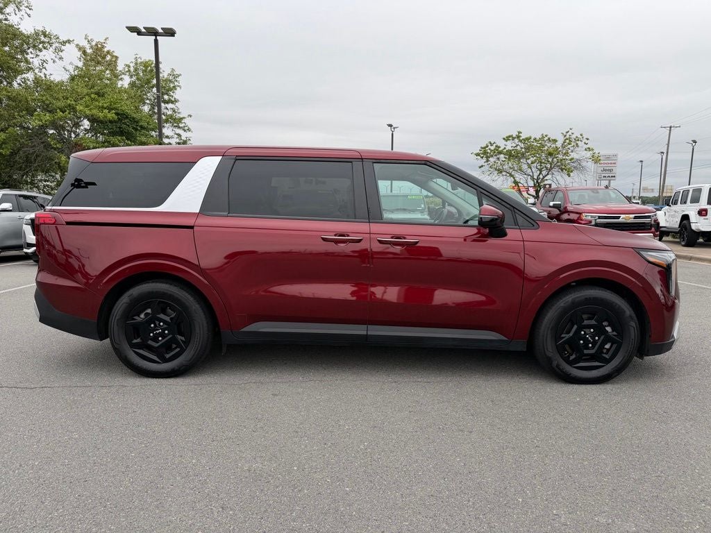 2025 Kia Carnival LXS