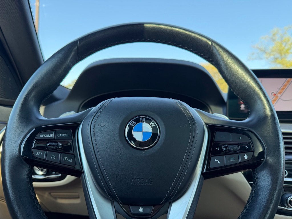 2022 BMW 5 Series 540i xDrive *Live Cockpit Pro/ Convenience Pkg
