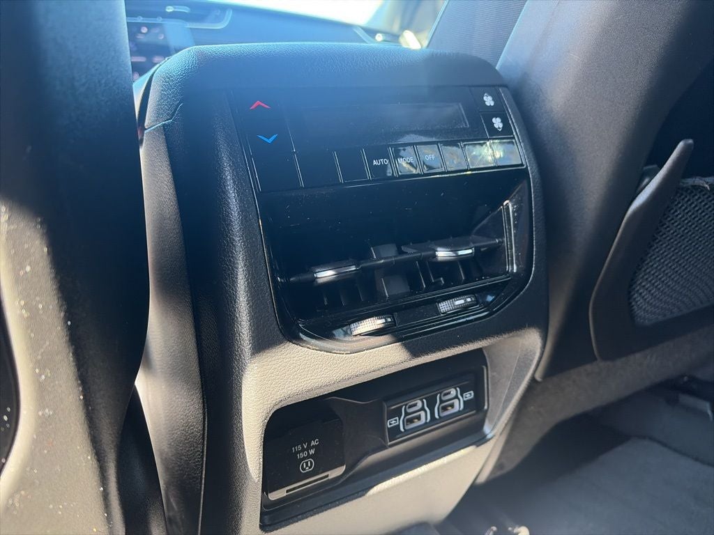 2024 Jeep Grand Cherokee L Altitude Clean 1-OWNER CARFAX