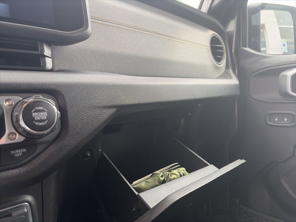 2025 Jeep Gladiator Nighthawk SUPER CLEAN 1 OWNER!!