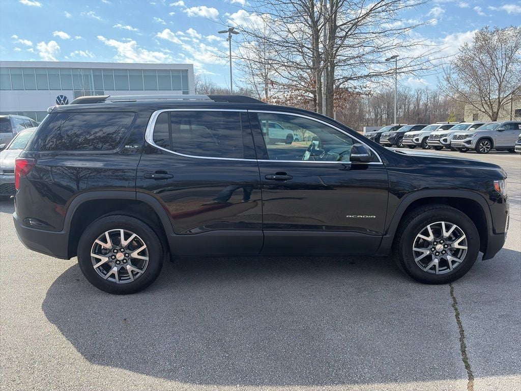 2023 GMC Acadia SLT CLEAN CARFAX
