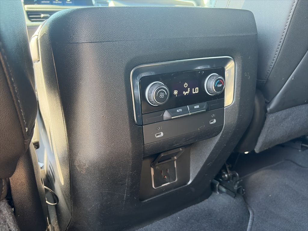 2022 Chevrolet Suburban Z71 1 OWNER