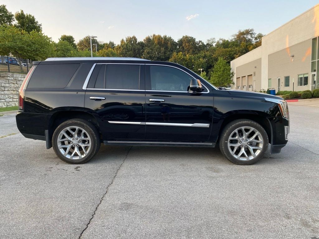 2020 Cadillac Escalade Platinum Edition