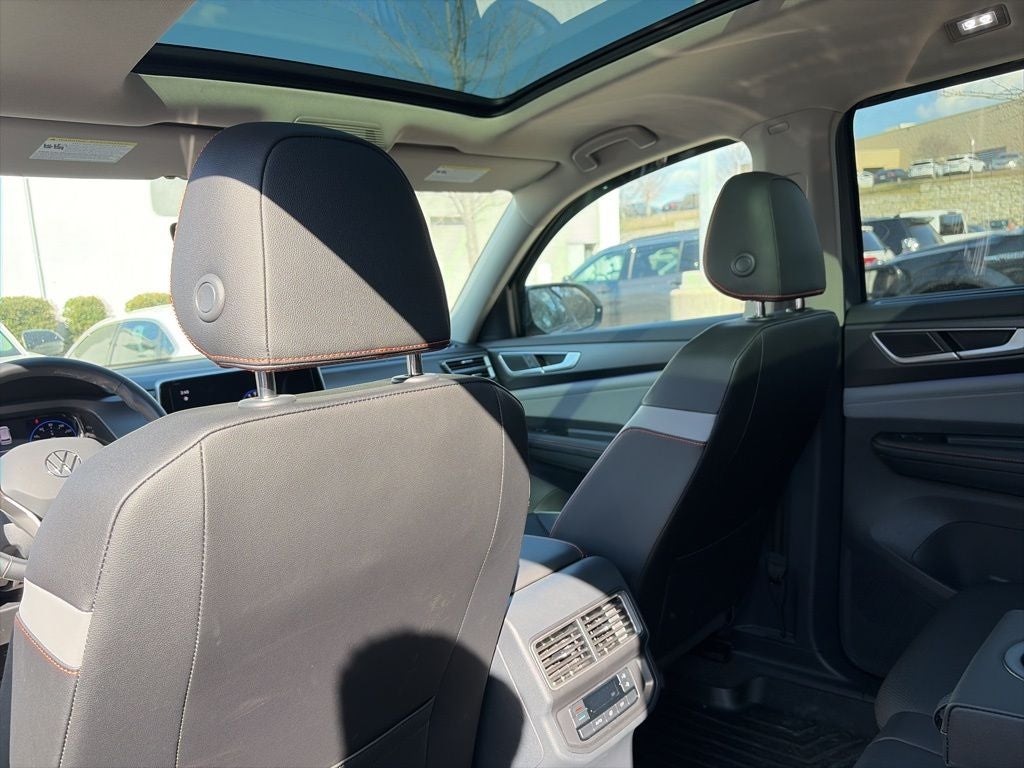 2025 Volkswagen Atlas 2.0T Peak Edition