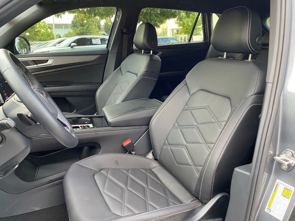 2025 Volkswagen Atlas Cross Sport 2.0T SE w/Technology