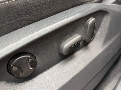 2020 Volkswagen Atlas Cross Sport 2.0T SE w/Technology