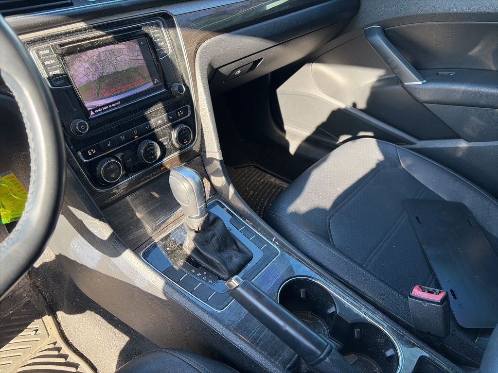 2016 Volkswagen Passat 1.8T SE