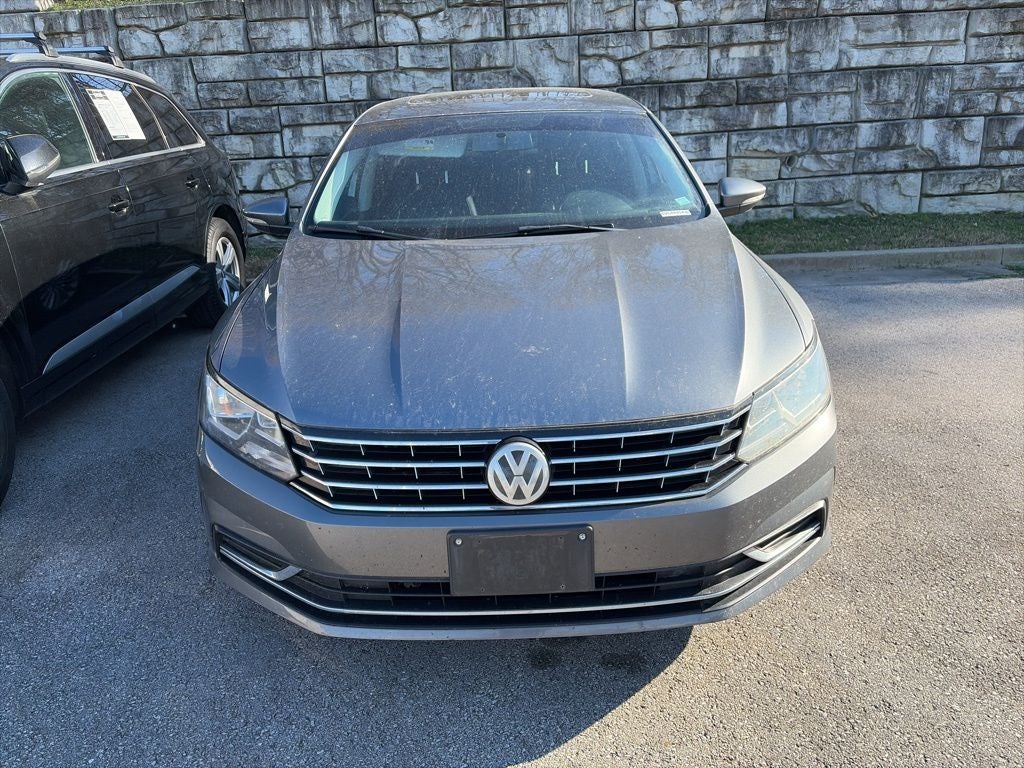 2016 Volkswagen Passat 1.8T SE