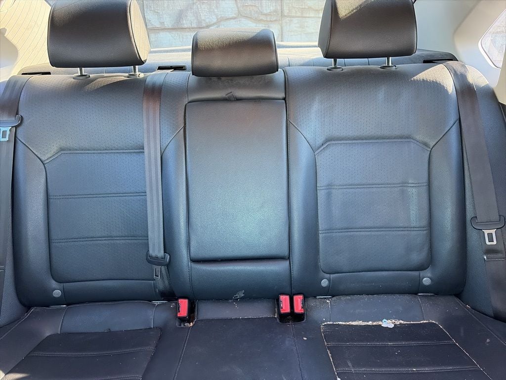 2016 Volkswagen Passat 1.8T SE