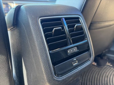 2016 Volkswagen Passat 1.8T SE