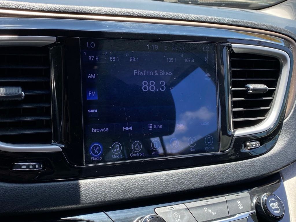 2017 Chrysler Pacifica Touring L