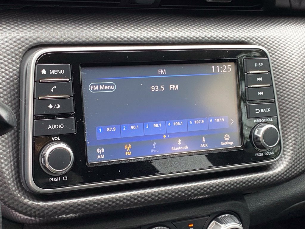 2020 Nissan Kicks S