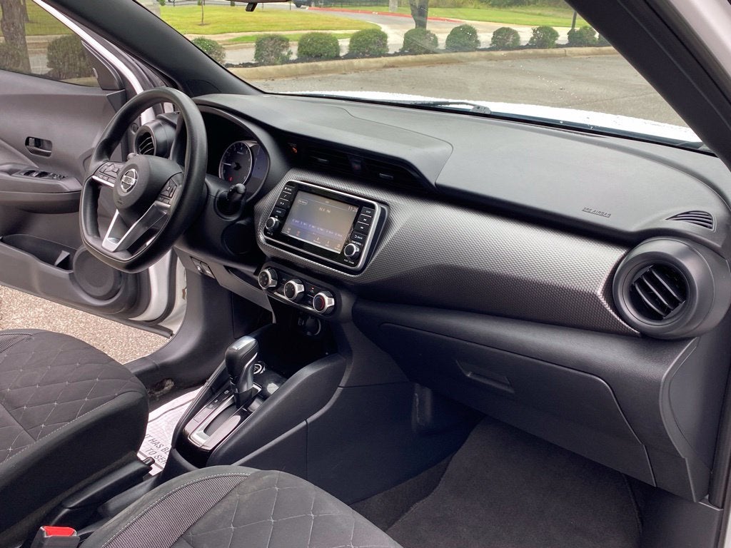 2020 Nissan Kicks S