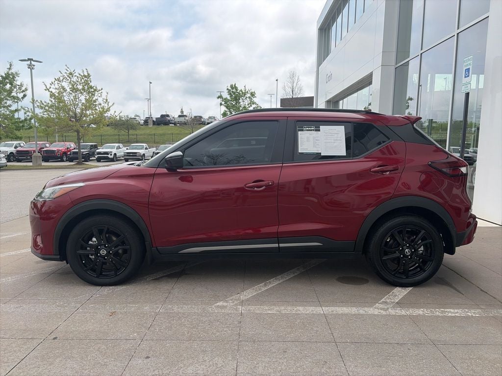 2021 Nissan Kicks SR