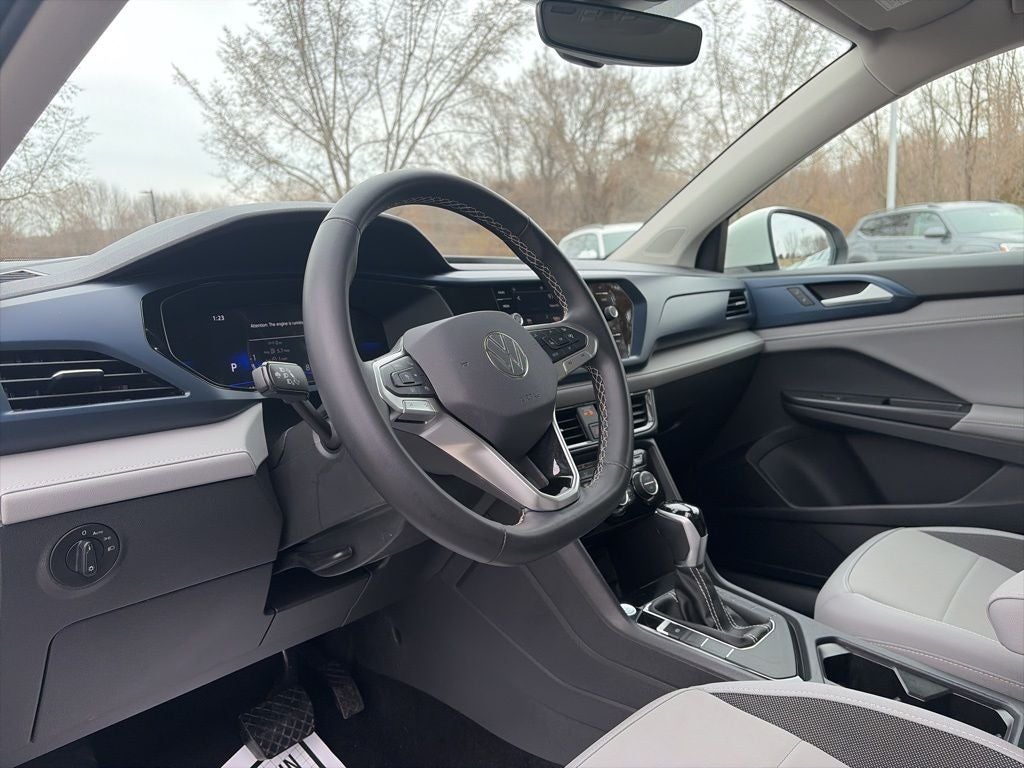 2024 Volkswagen Taos 1.5T SE Clean CARFAX 1-Owner