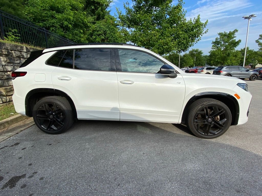 2025 Volkswagen Tiguan 2.0T SE R-Line Black
