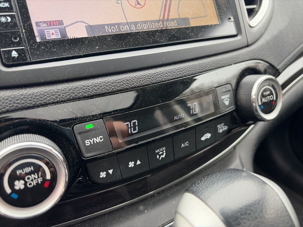 2015 Honda CR-V Touring AWD CLEAN CARFAX LOW MILES!!