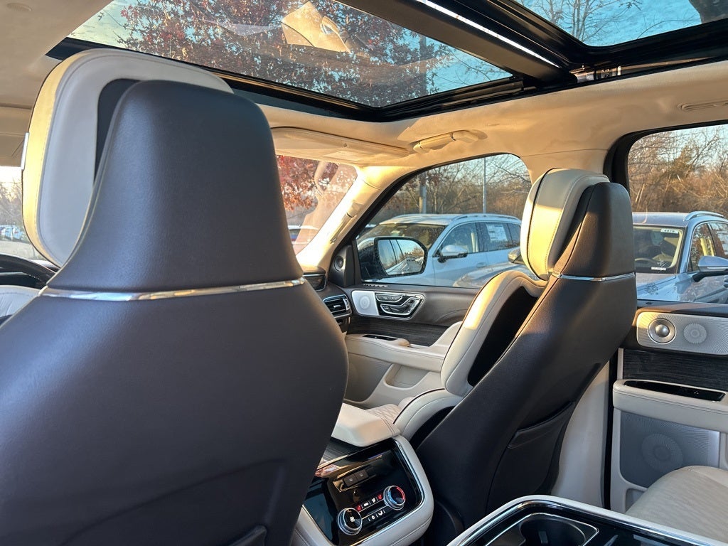 2018 Lincoln Navigator Black Label