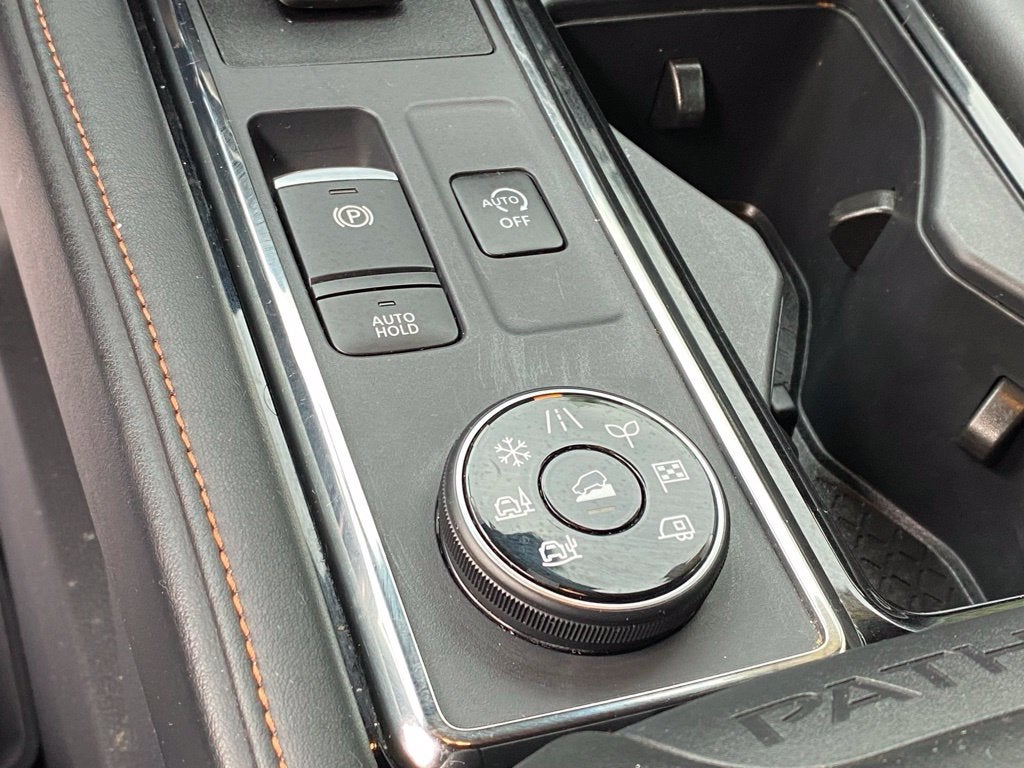 2025 Nissan Pathfinder Rock Creek