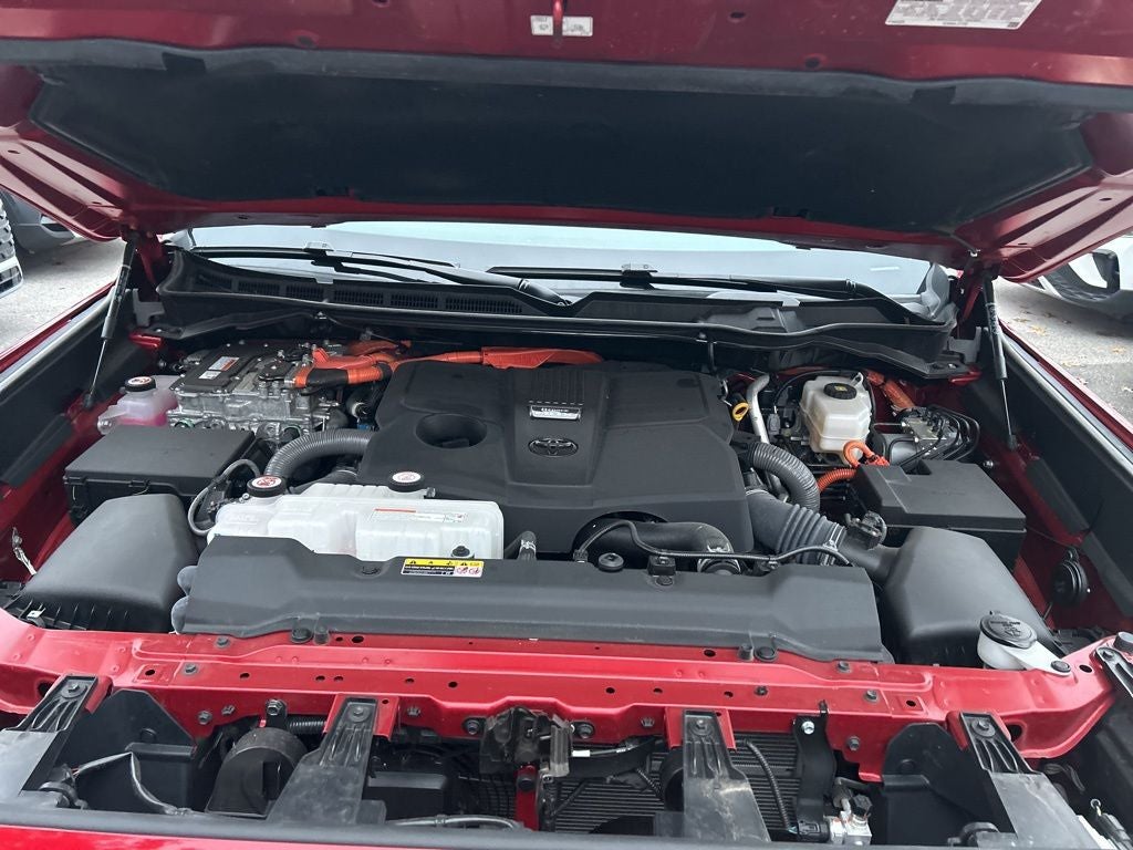 2024 Toyota Sequoia SR5 LEATHER ROOF 4x4 8 Passenger, 1 OWNER CLEAN CARFAX