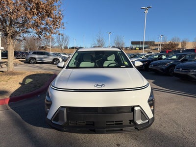 2025 Hyundai KONA SEL GREAT GAS MILEAGE, LOW PAYMENTS!