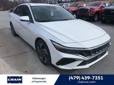 2024 Hyundai ELANTRA SEL