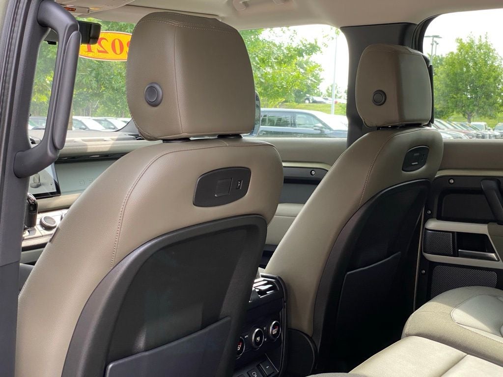 2021 Land Rover Defender 110 SE