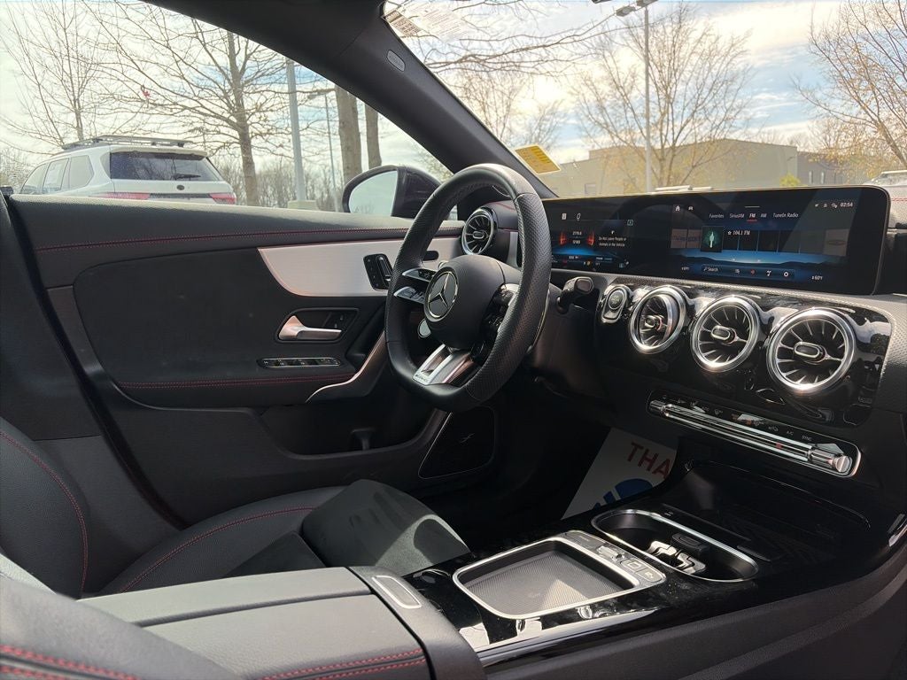 2025 Mercedes-Benz CLA CLA 35 AMG® CLEAN CARFAX 1 OWNER