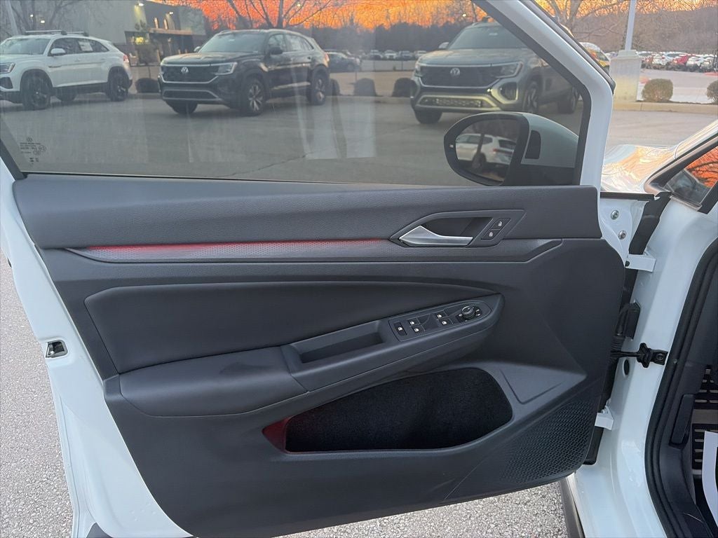 2024 Volkswagen Golf GTI 2.0T SE 1 OWNER LOCAL TRADE