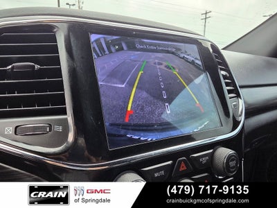 2020 Jeep Grand Cherokee Altitude 4WD / 8.4" Nav / Heated Seats