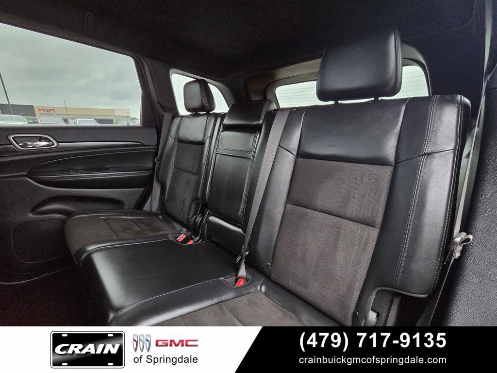 2020 Jeep Grand Cherokee Altitude 4WD / 8.4" Nav / Heated Seats