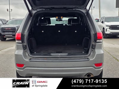 2020 Jeep Grand Cherokee Altitude 4WD / 8.4" Nav / Heated Seats