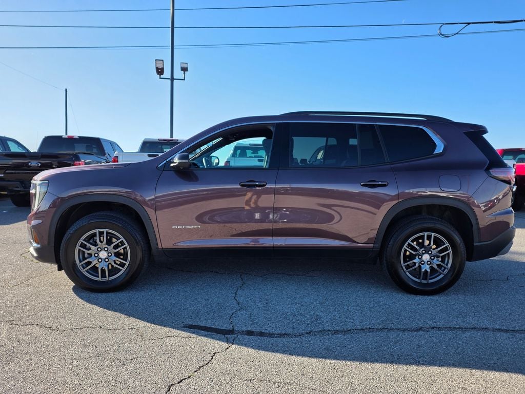 2025 GMC Acadia Elevation
