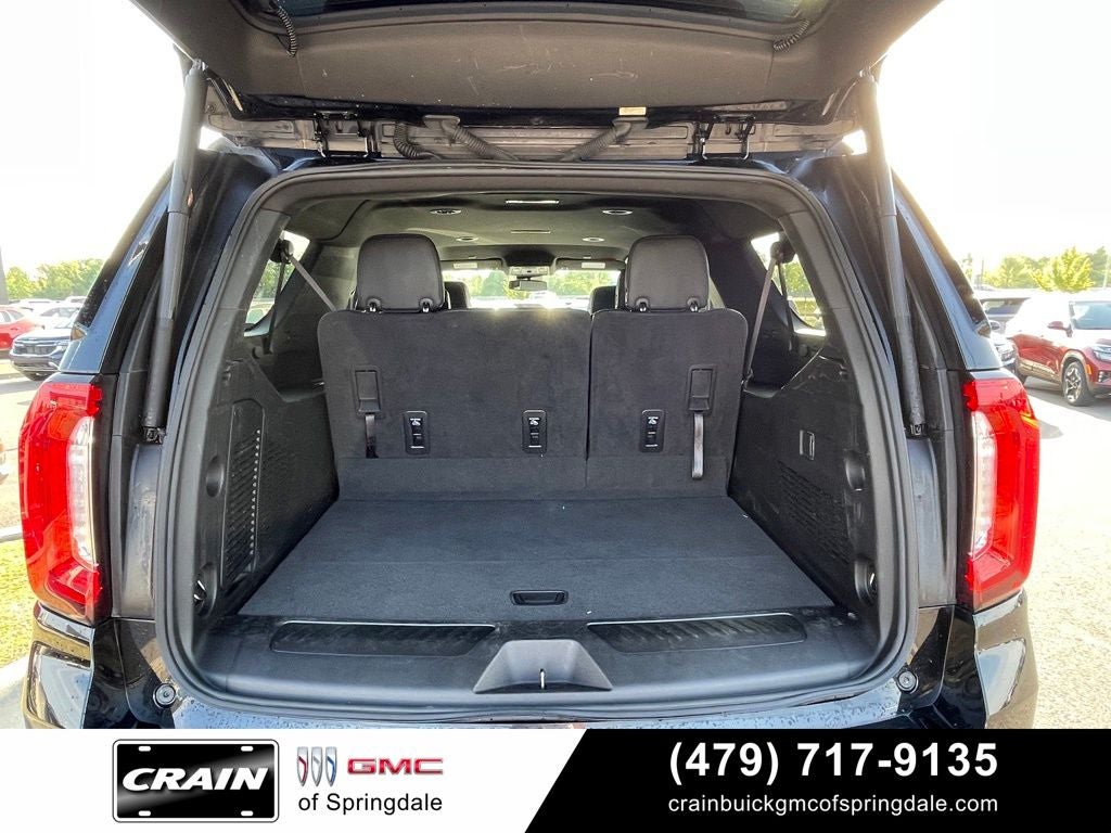 2023 GMC Yukon XL SLT