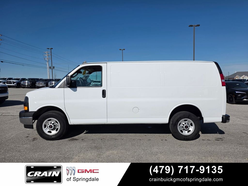 2023 GMC Savana 2500 Work Van