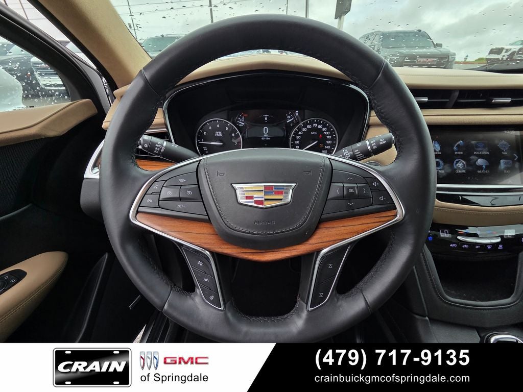 2018 Cadillac XT5 Platinum