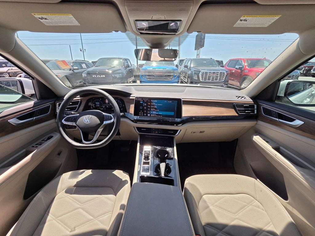 2024 Volkswagen Atlas 2.0T SE w/Technology