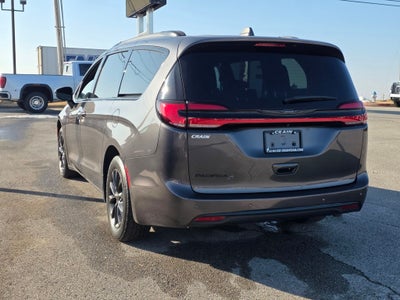 2021 Chrysler Pacifica Touring