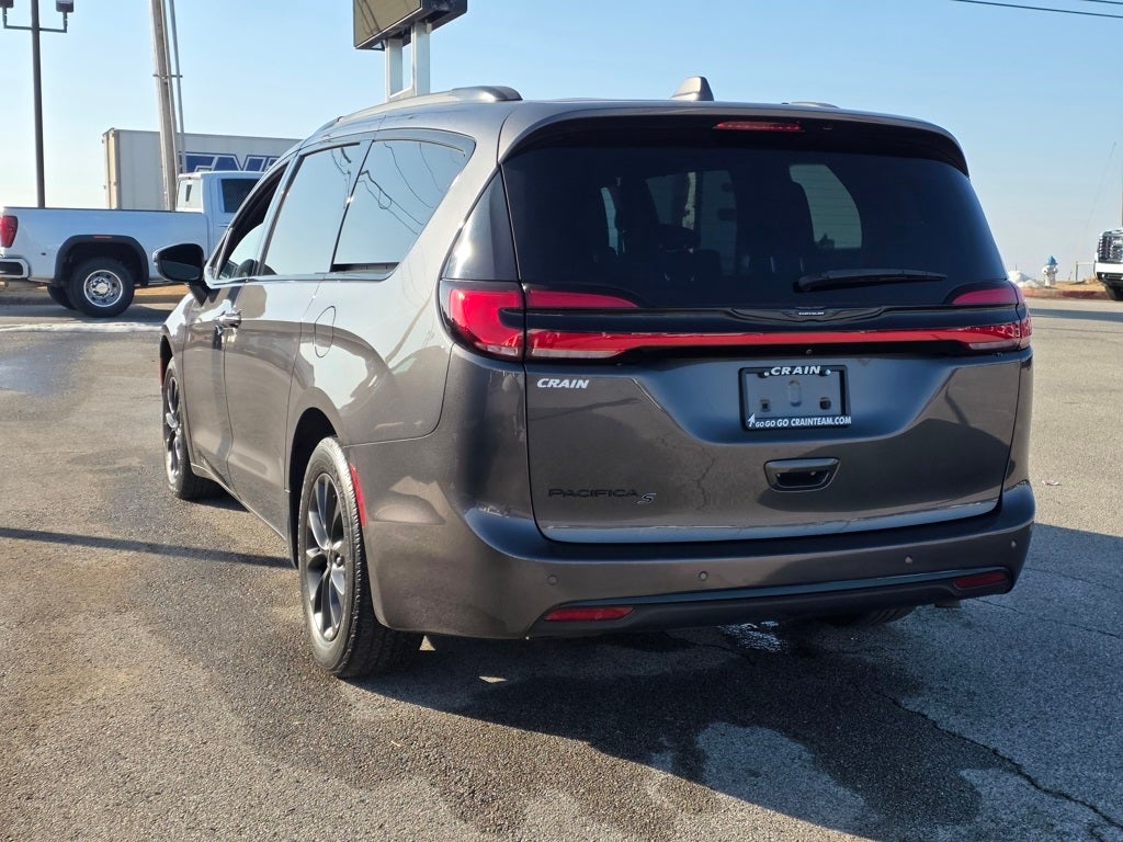 2021 Chrysler Pacifica Touring