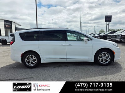 2022 Chrysler Pacifica Limited Convenience