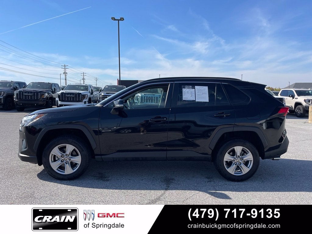 2025 Toyota RAV4 XLE